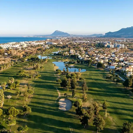 Villa Golden By On Travel *
